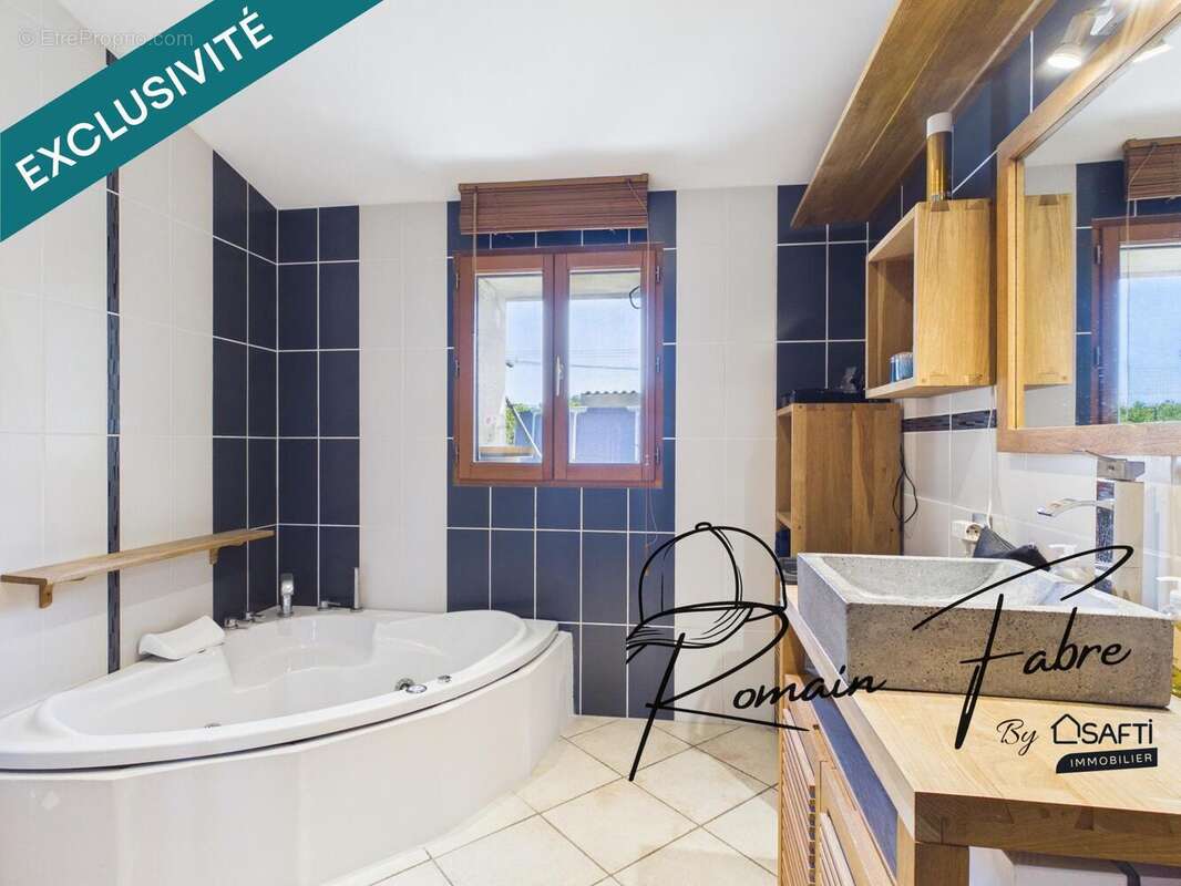 Maison 190 m² à Verac  - photo 9