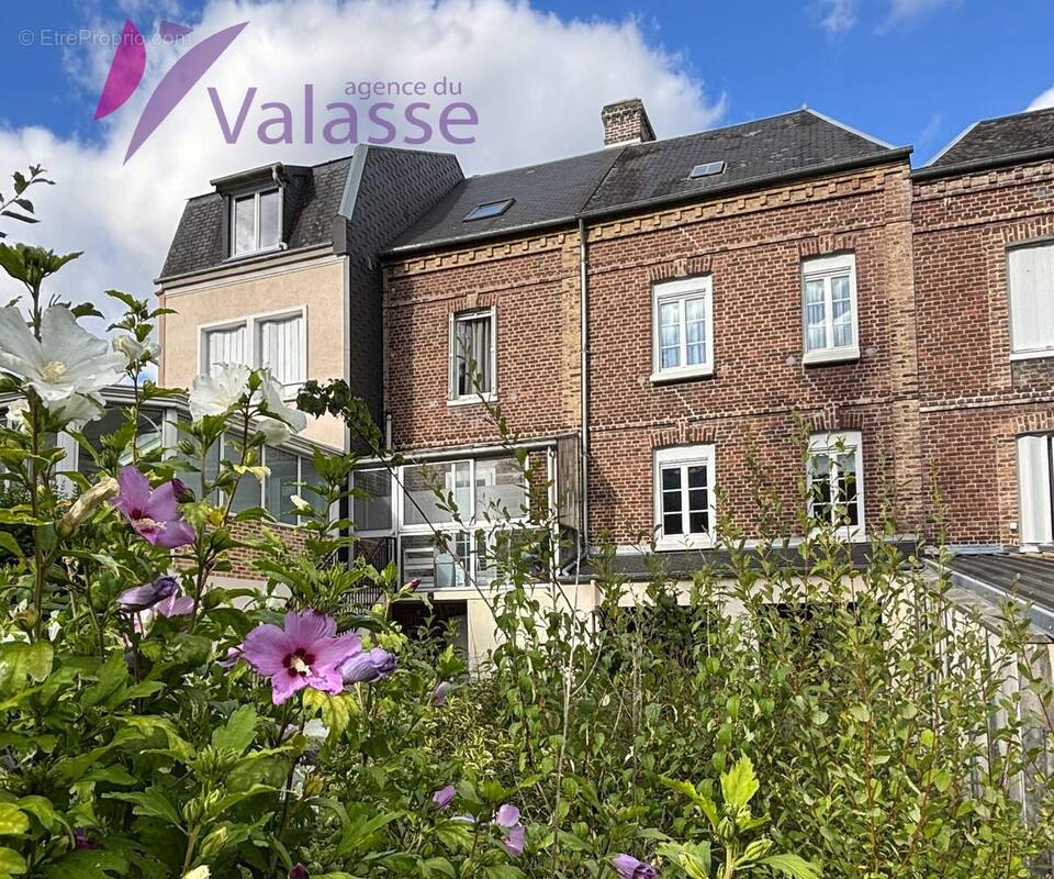 Maison à LILLEBONNE