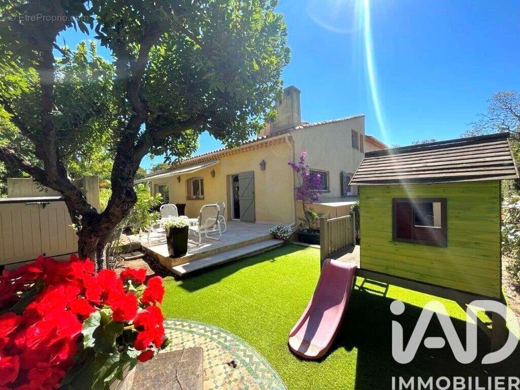 Photo 9 - Maison à FREJUS