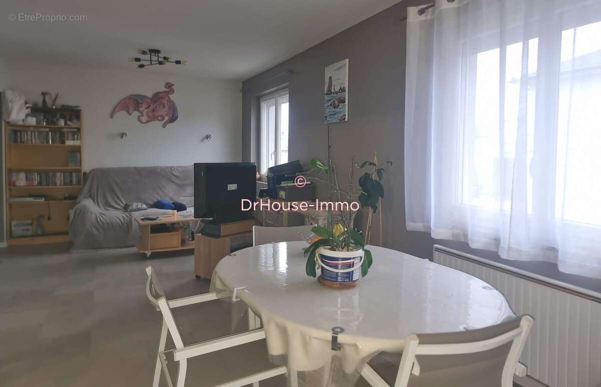 Maison à LUC-LA-PRIMAUBE