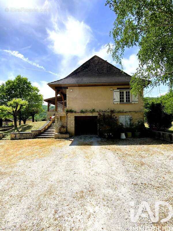 Maison 146 m² à Castelfranc  - photo 3
