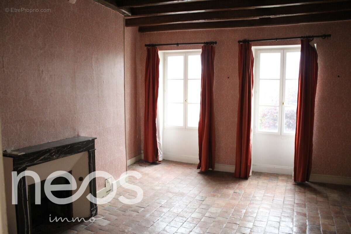 Maison à CHATEAUNEUF-SUR-CHER