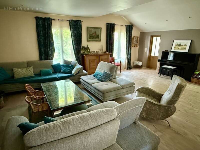 Maison à GRISY-LES-PLATRES