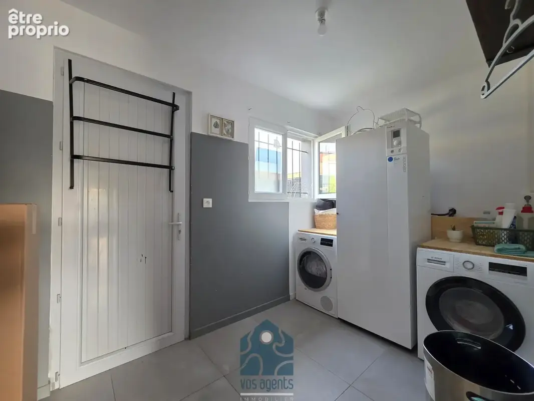 Maison de plain pied 5 pièces avec garage, jardin, terrasse et pergola - photo 12