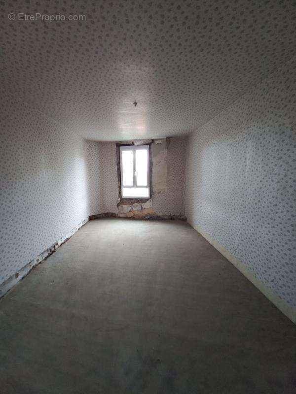 LEFOREST 111 rue Lazare Carnot - photo 5