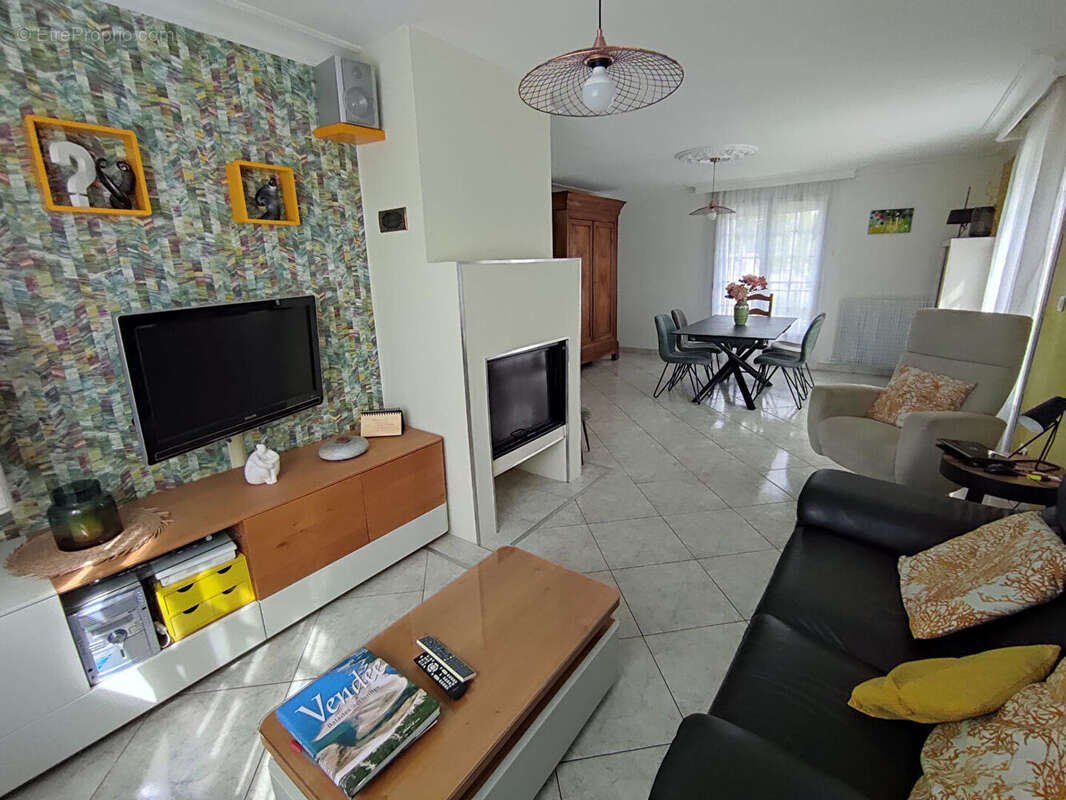 Maison à SAINTE-FLAIVE-DES-LOUPS