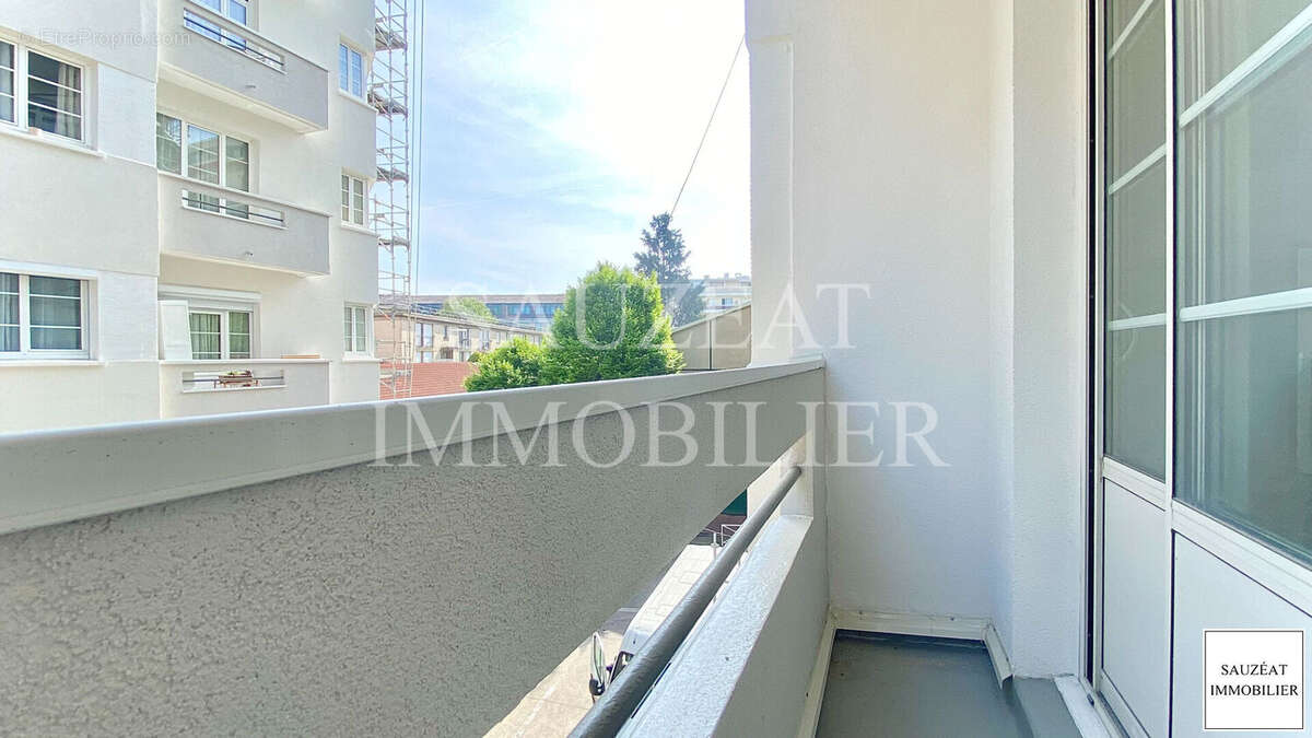 Appartement à MONTROUGE
