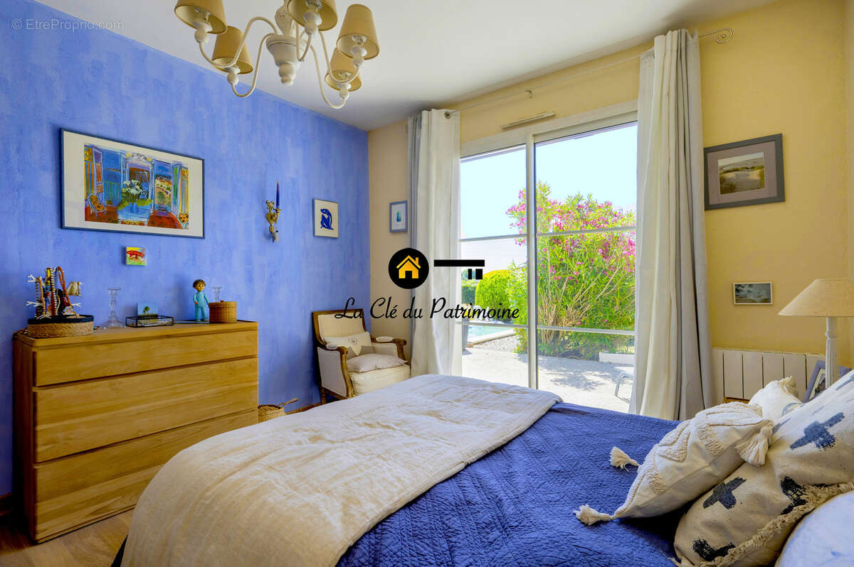 Maison de plain pied 4 pieces - 118 m2 -  piscine -garage- terrain de 857 m2 - st andre de cubzac - photo 11