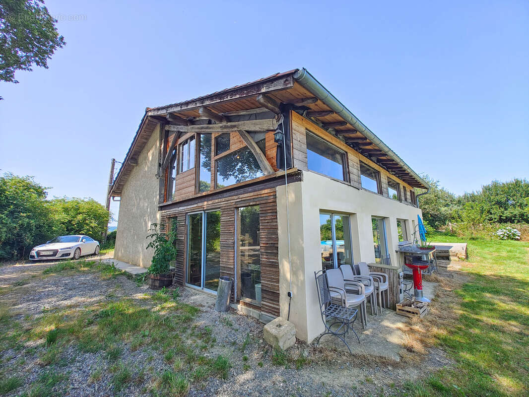 Maison à TERREBASSE