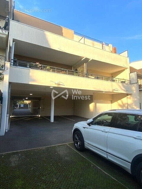 Appartement à SAINTE-GENEVIEVE-DES-BOIS