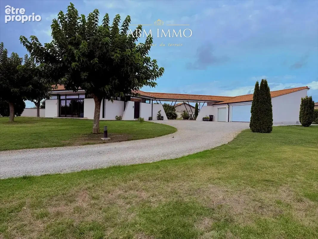 Photo Maison à Bergerac au prix de 389 500€
