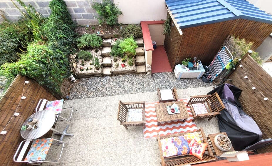 IFS PLAINE : maison de 2015 proche des transports en commun, 3 chambres, avec jardin - photo 12