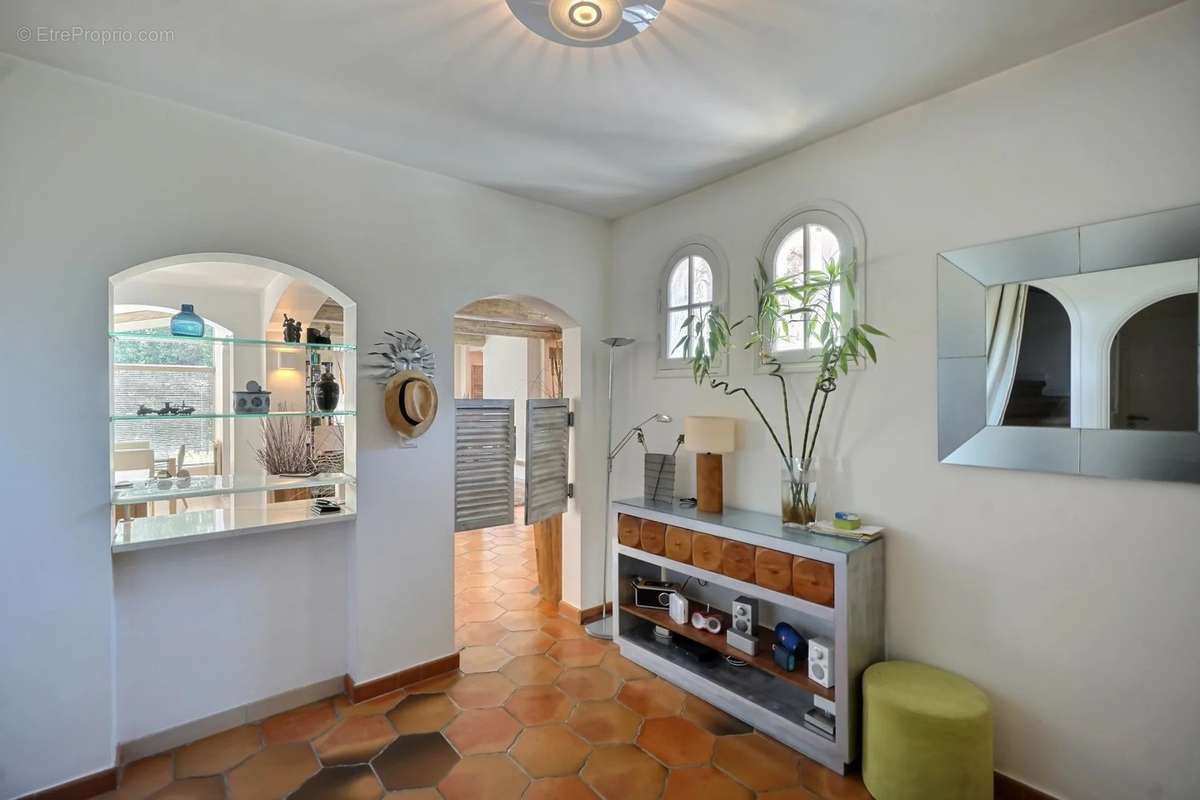 Maison à MOUANS-SARTOUX