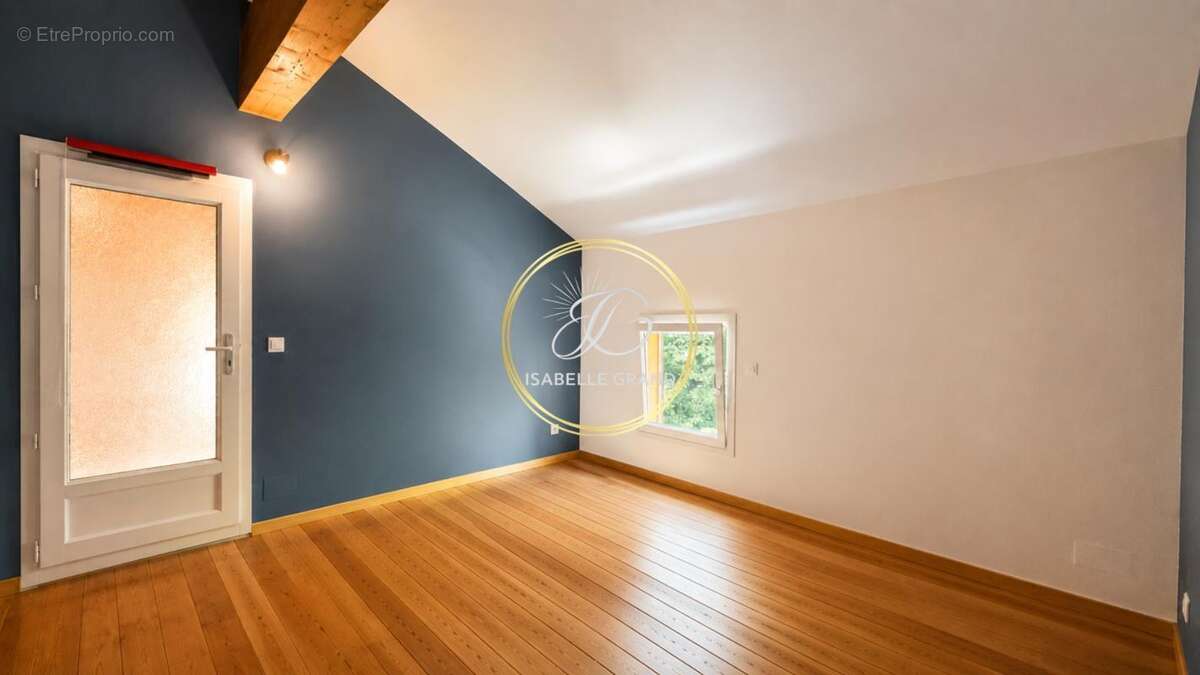Maison 183 m² à Prades  - photo 14