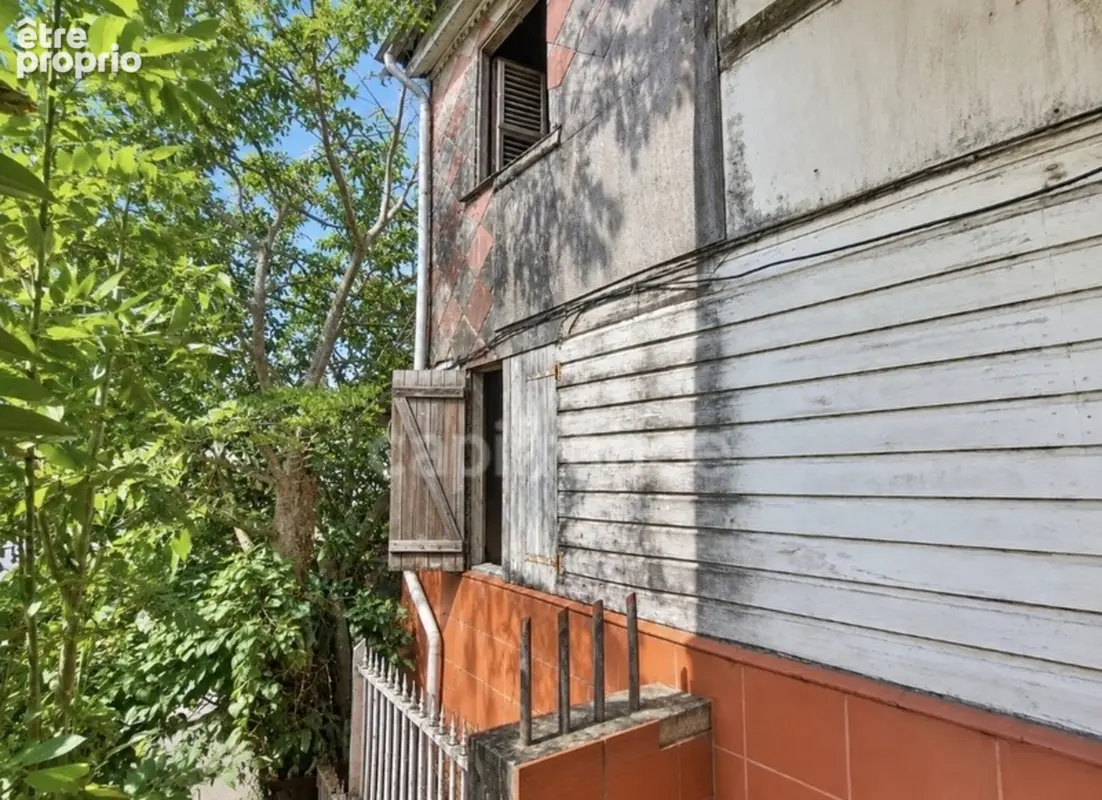 A vendre - Fort de France Clairière - Terrain avec bâti à réhabiliter ou à démolir - photo 13