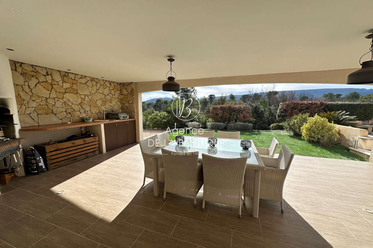 Maison à OLLIERES