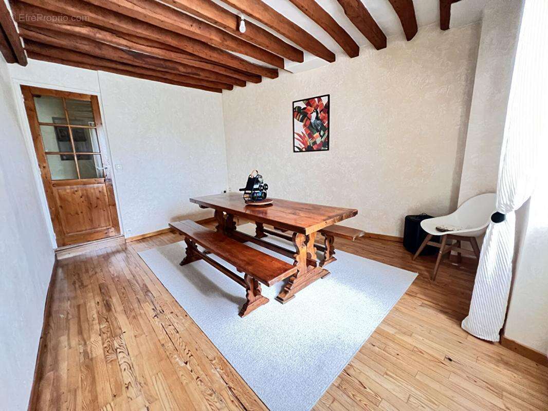 Maison à SERAINCOURT