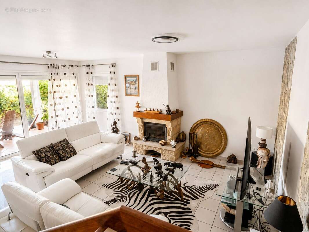 Maison 189 m² à Saint-Pierre  - photo 9