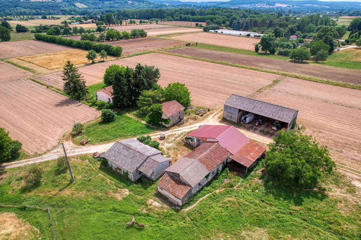 Maison à SAINT-SYLVESTRE-SUR-LOT