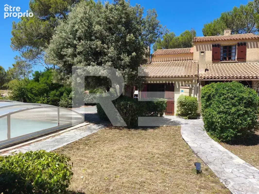 Photo Maison à Saint-Clement-De-Riviere au prix de 470 000€