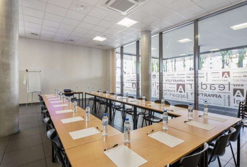 INVESTISSEMENT LOCATIF  Mulhouse  Résidence de Tourisme Appart'City Confort Mulhouse  6.61 % de rentabilité - photo 5