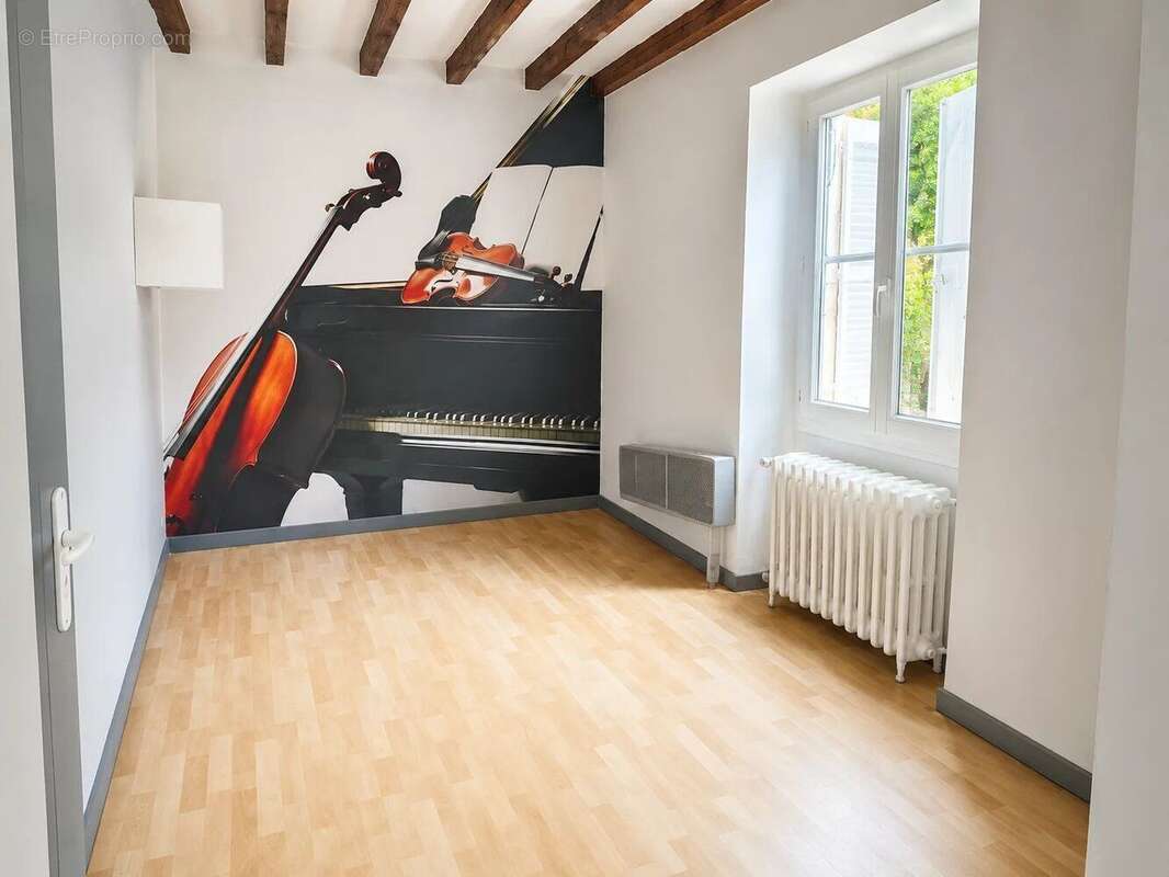 Maison à GOURDON