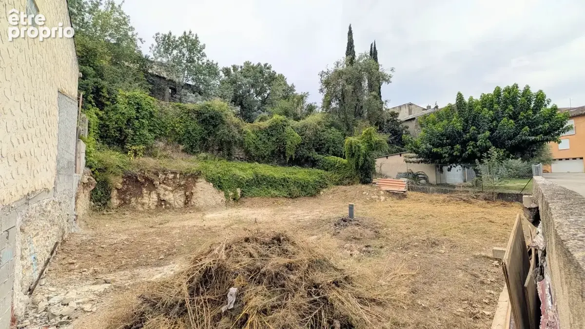 CARCES Terrain à bâtir dans le village - photo 2