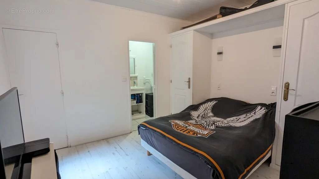 Appartement à CARCES