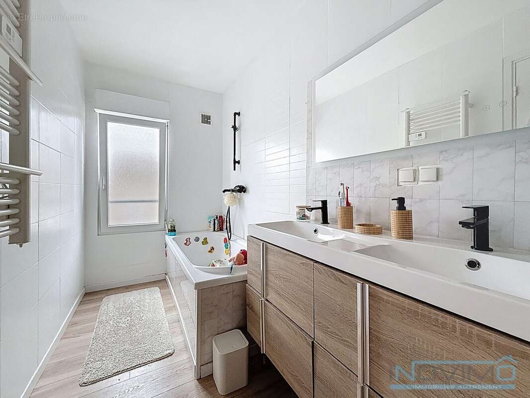 Maison à COUDEKERQUE-BRANCHE