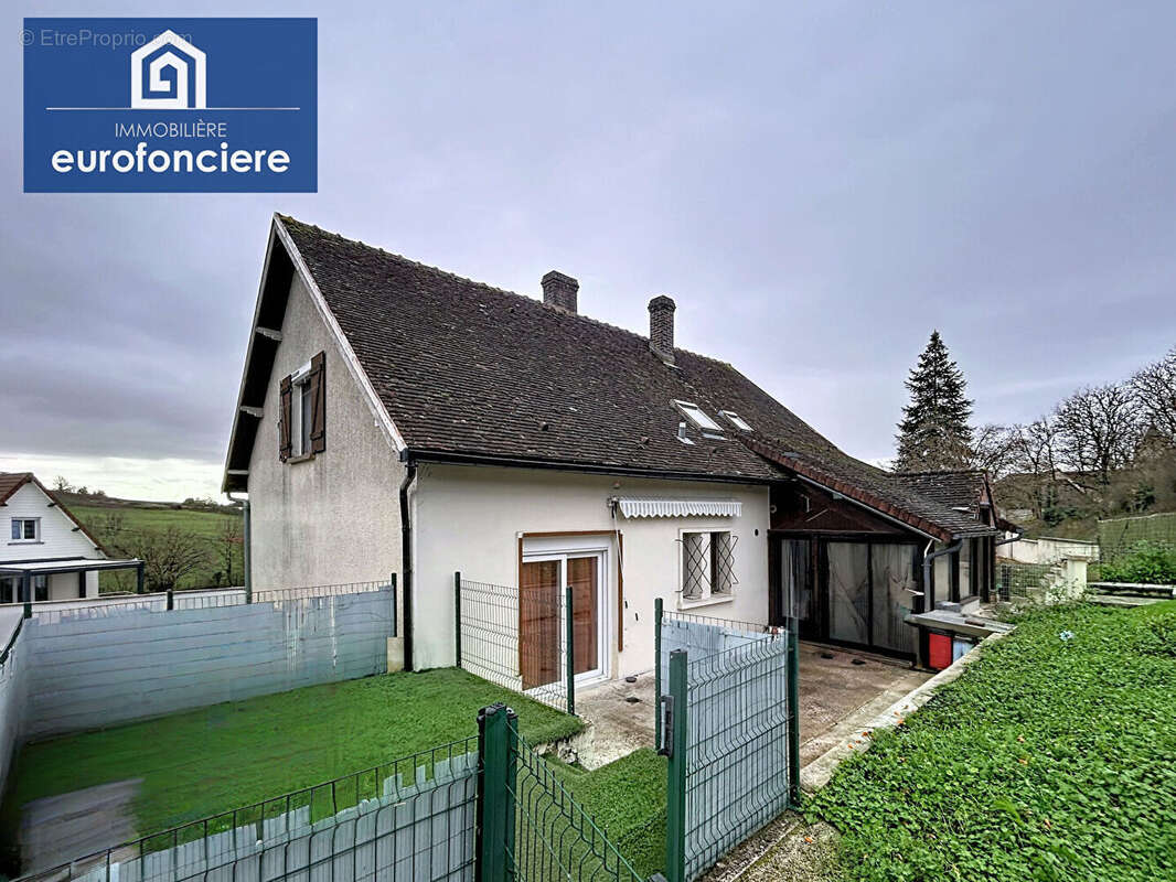 Maison Vitry Le Croise 8 pièce(s) - photo 2