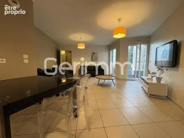 Vente - Appartement - 2 pièces + cuisine - 52 m² - 199 000 € - - photo 2