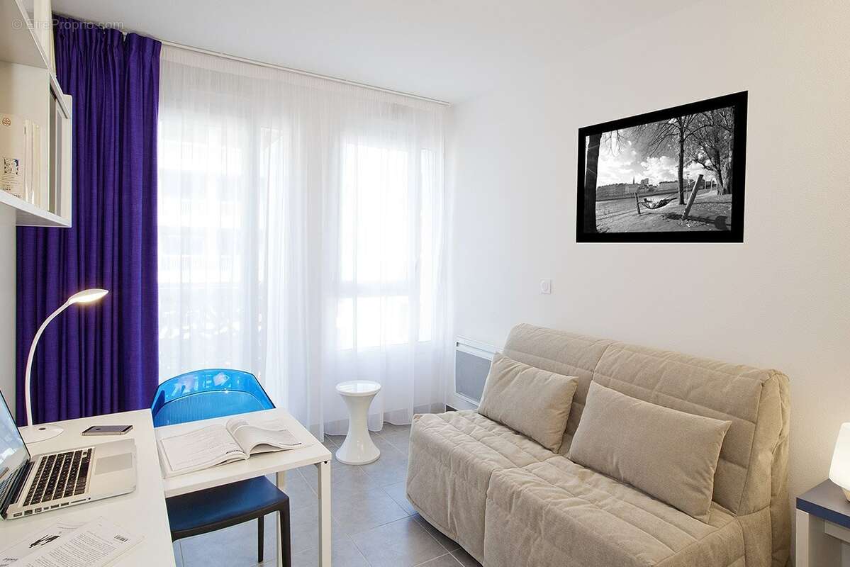 INVESTISSEMENT LOCATIF  Marseille 1er Arrondissement  Résidence Étudiante Les Estudines Marseille Flammarion - 4,96% de rentab - photo 2