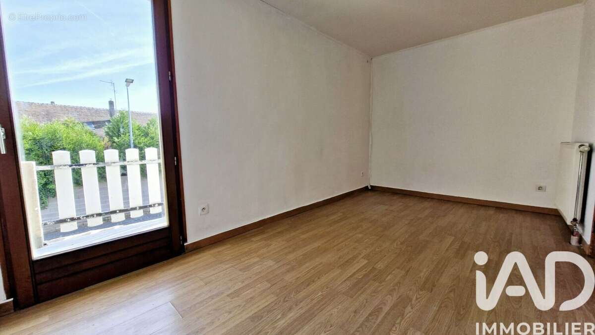 Maison 131 m² à Luce  - photo 7
