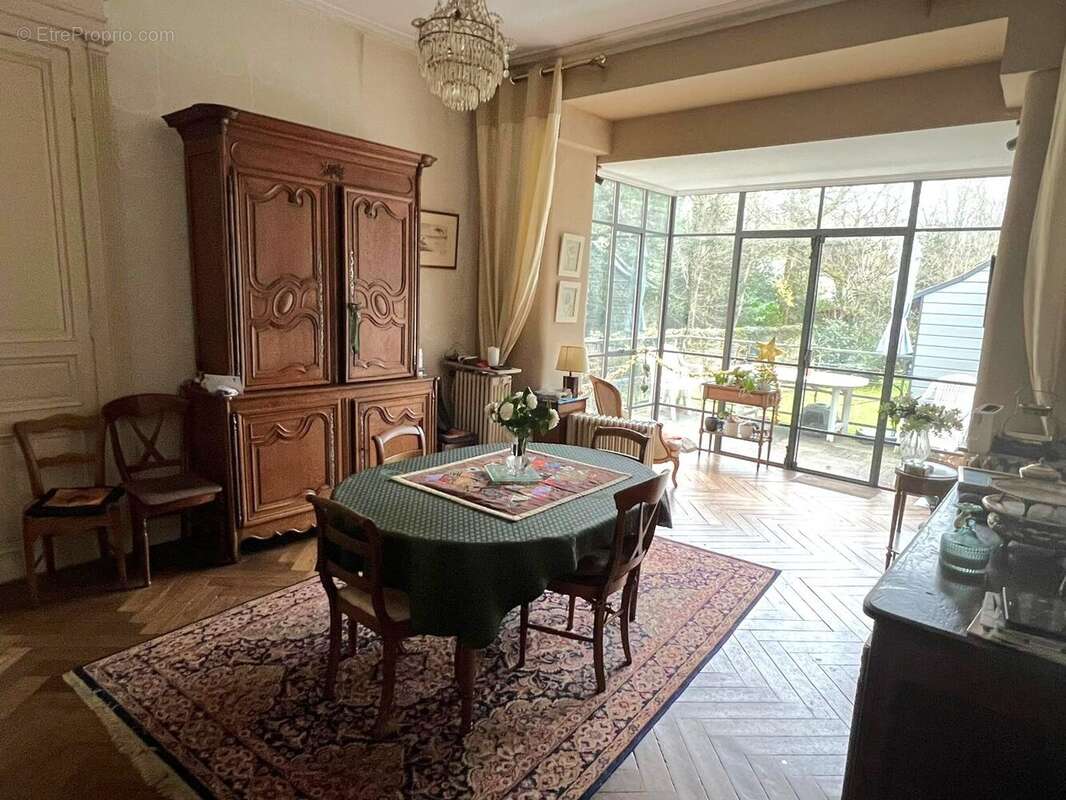 Maison à LAVAL