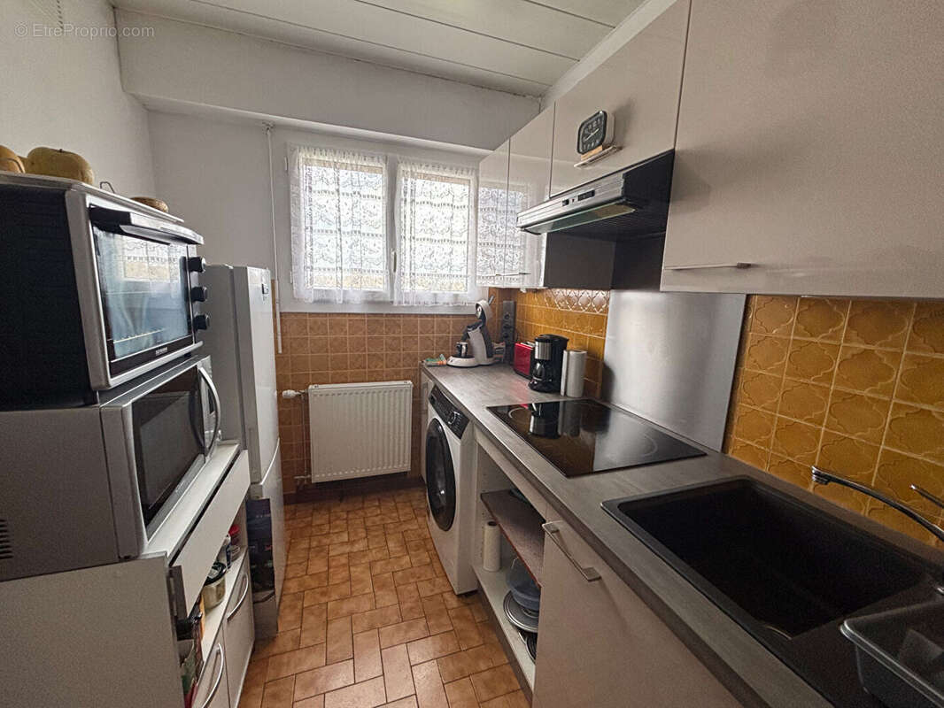 A VENDRE Appartement T2 à Dax - Dernier étage avec terrasse - photo 7