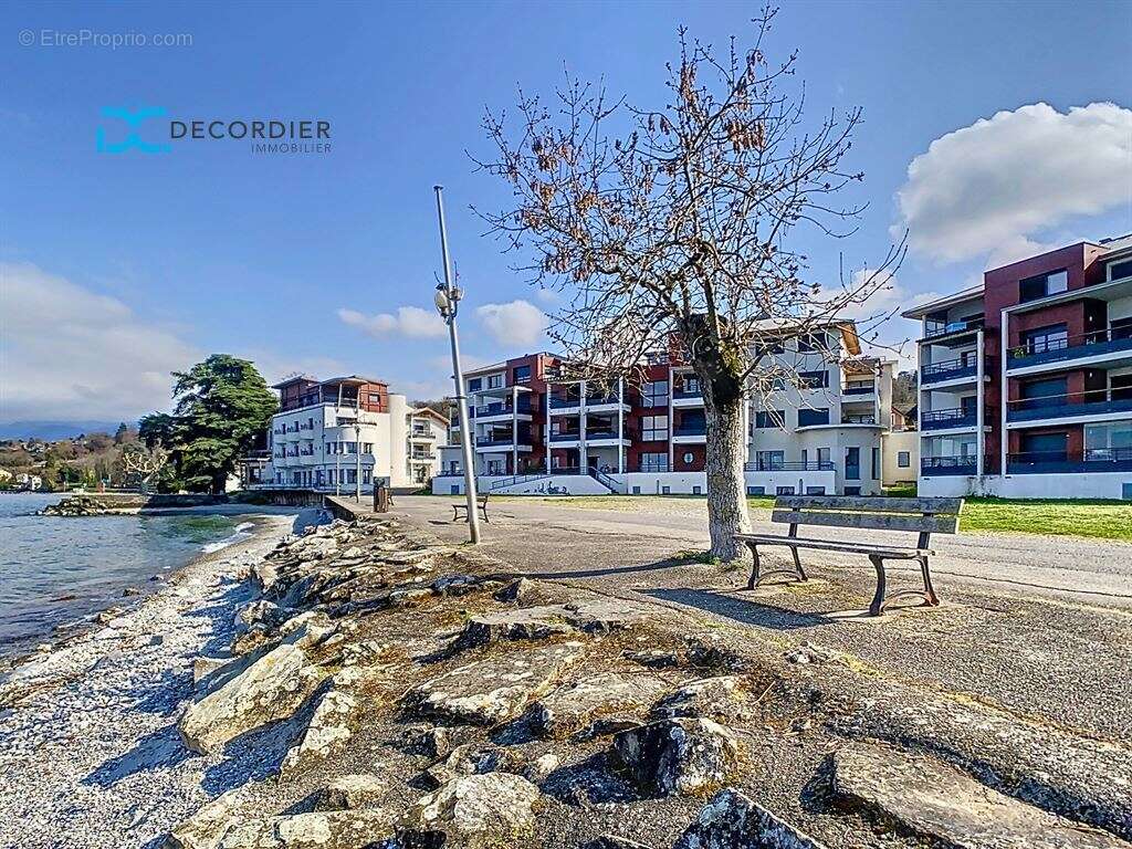 Appartement à EVIAN-LES-BAINS