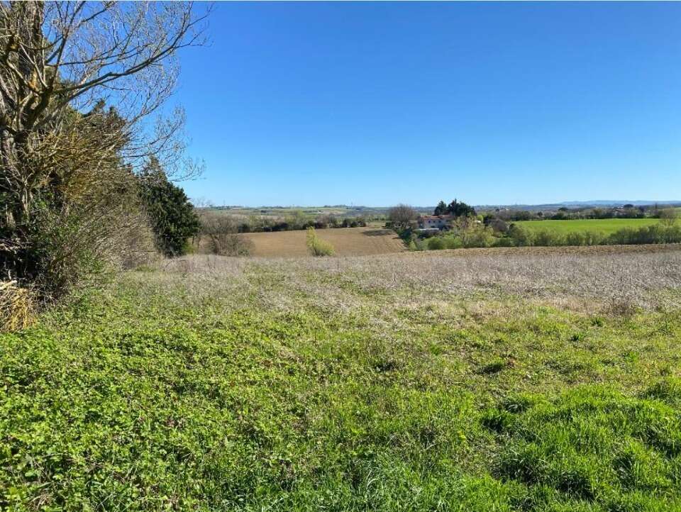 Terrain 637 m² à Saint-Nauphary  - photo 3
