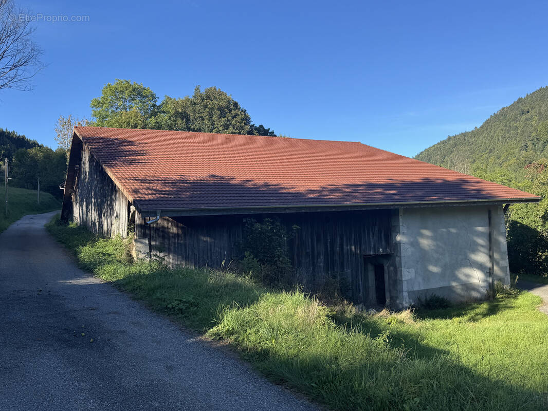 Maison à LULLIN