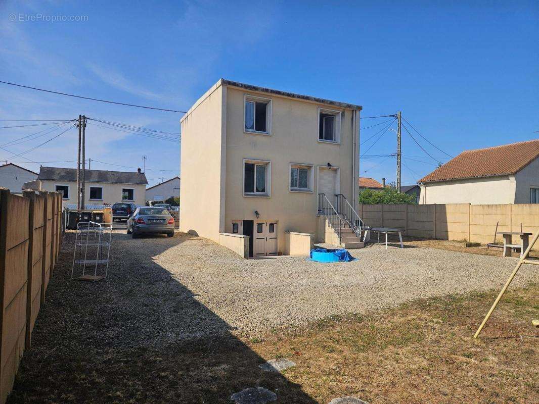 Maison proche toutes commodités a thouars - photo 12