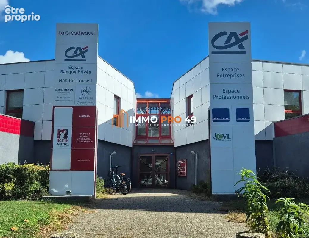 Commerce 85 m² à vendre à Cholet (49300) - photo 1