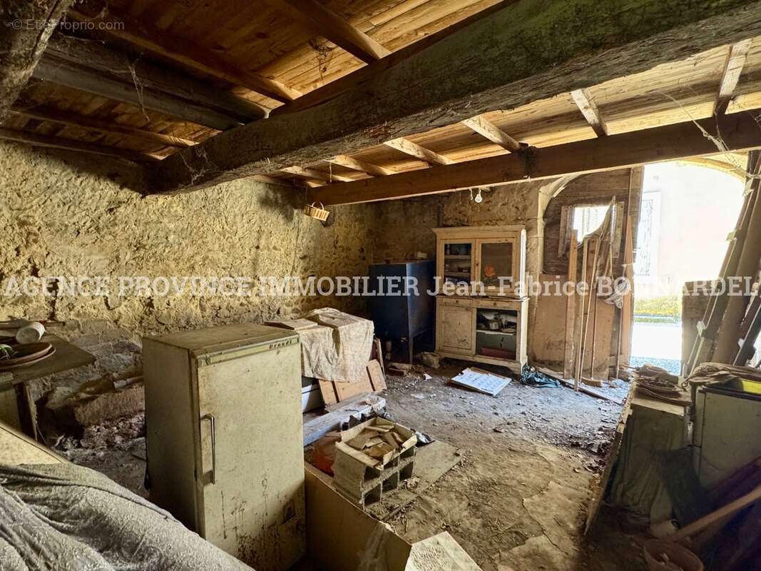 Maison 28 m² à Visan  - photo 6