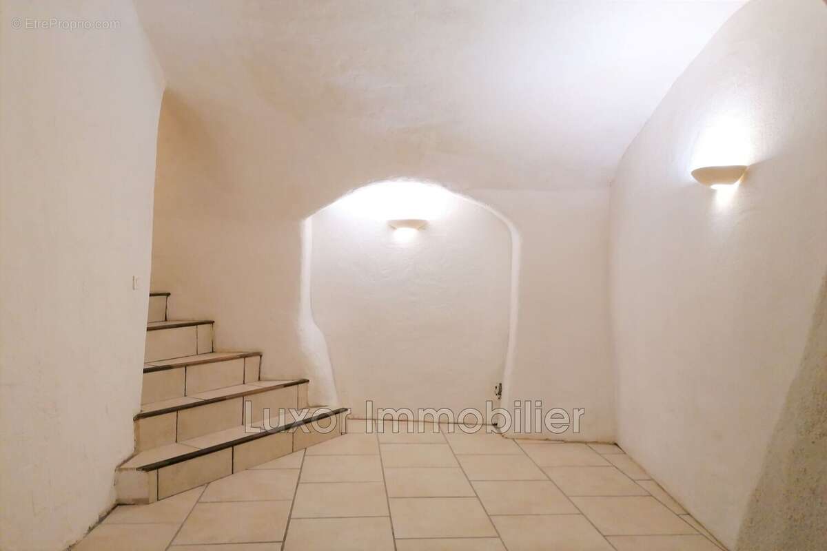 Appartement à CUCURON