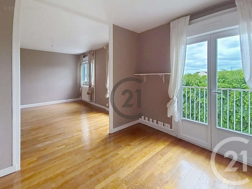 Appartement 81 m² à Auxerre  - photo 4