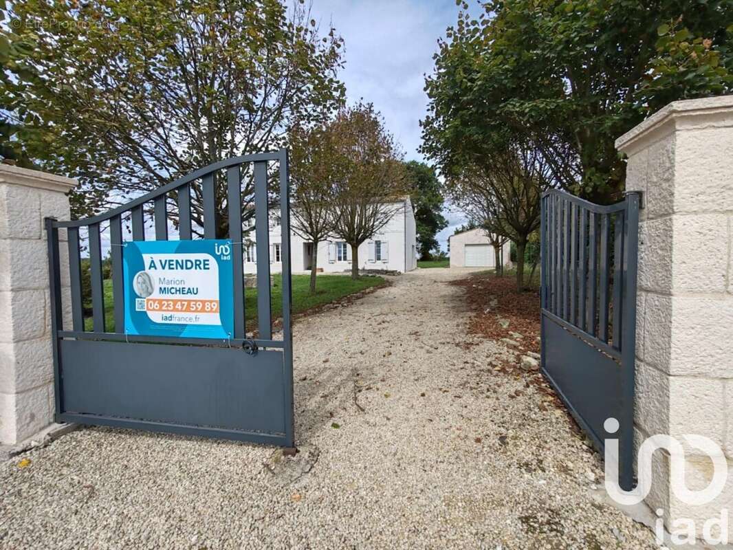 Photo 4 - Maison à SURGERES