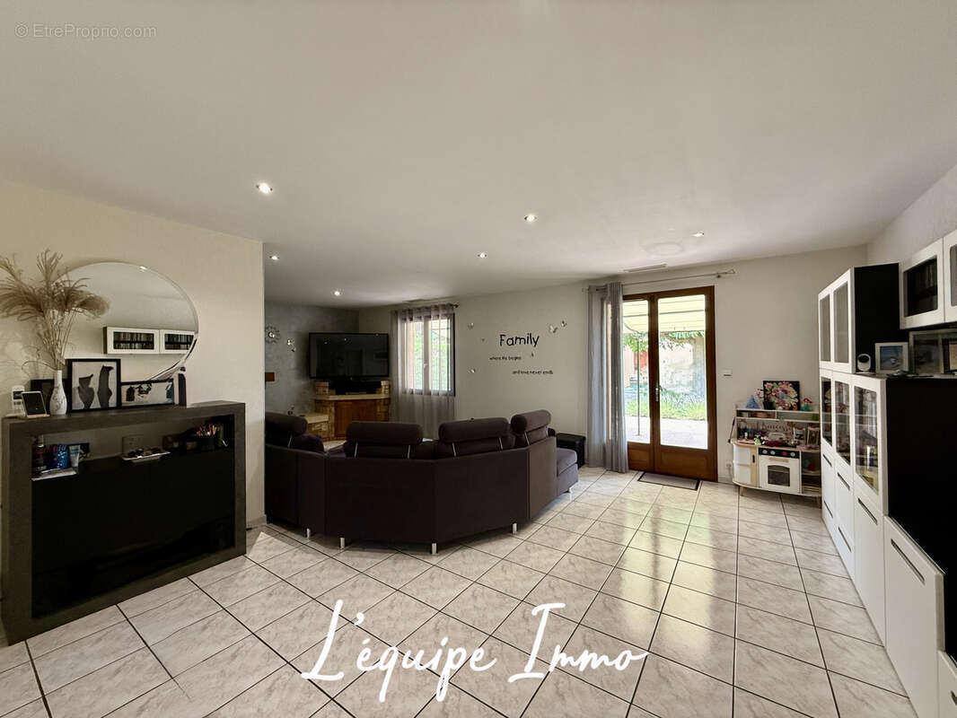 Maison à SAINT-LYS