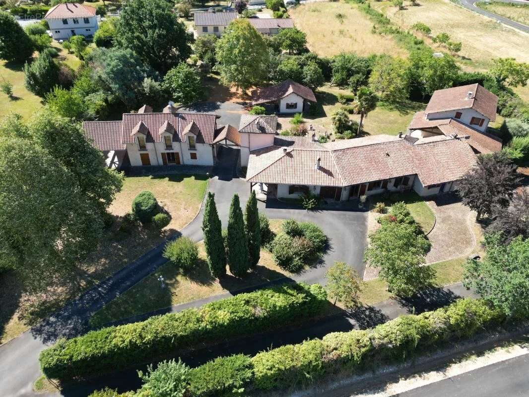 Ensemble immobilier avec potentiel - photo 2