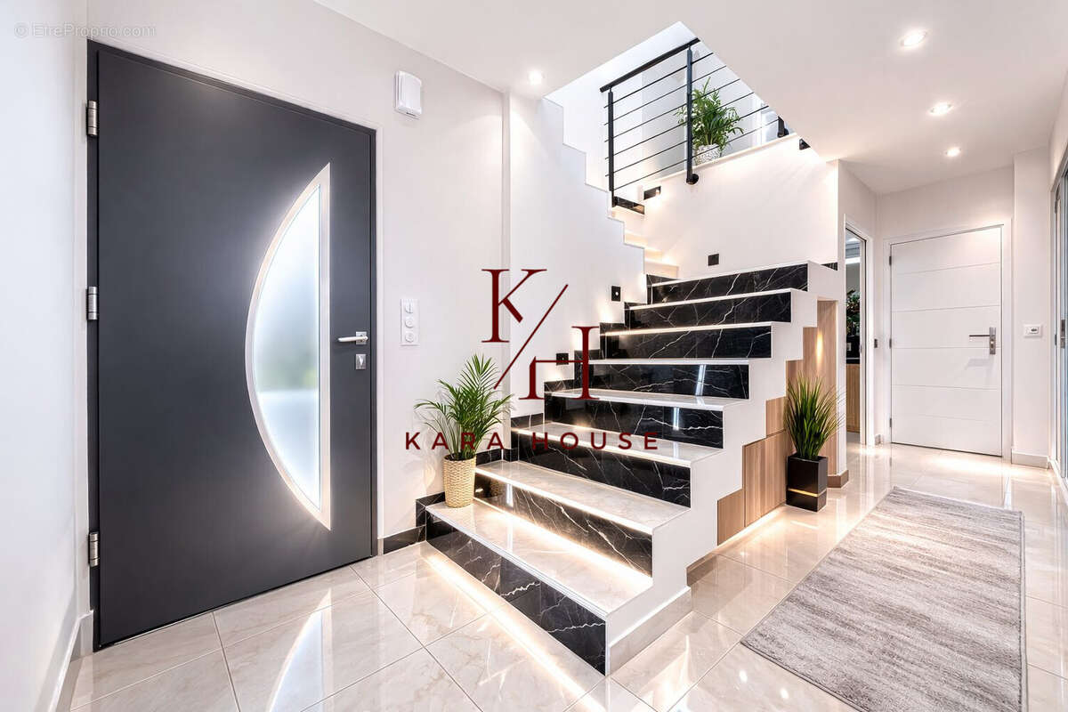 Maison 150 m² à Blainville-Sur-Orne  - photo 4