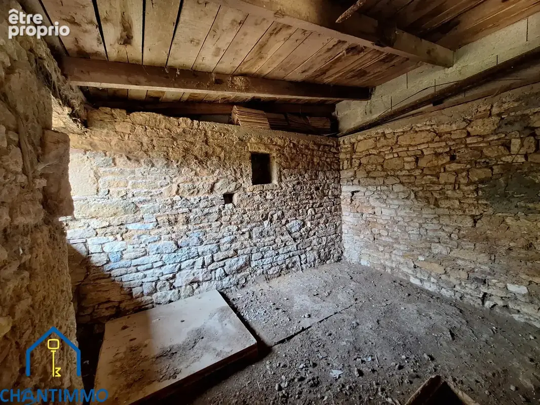 Maison à fort potentiel entièrement à rénover - photo 14