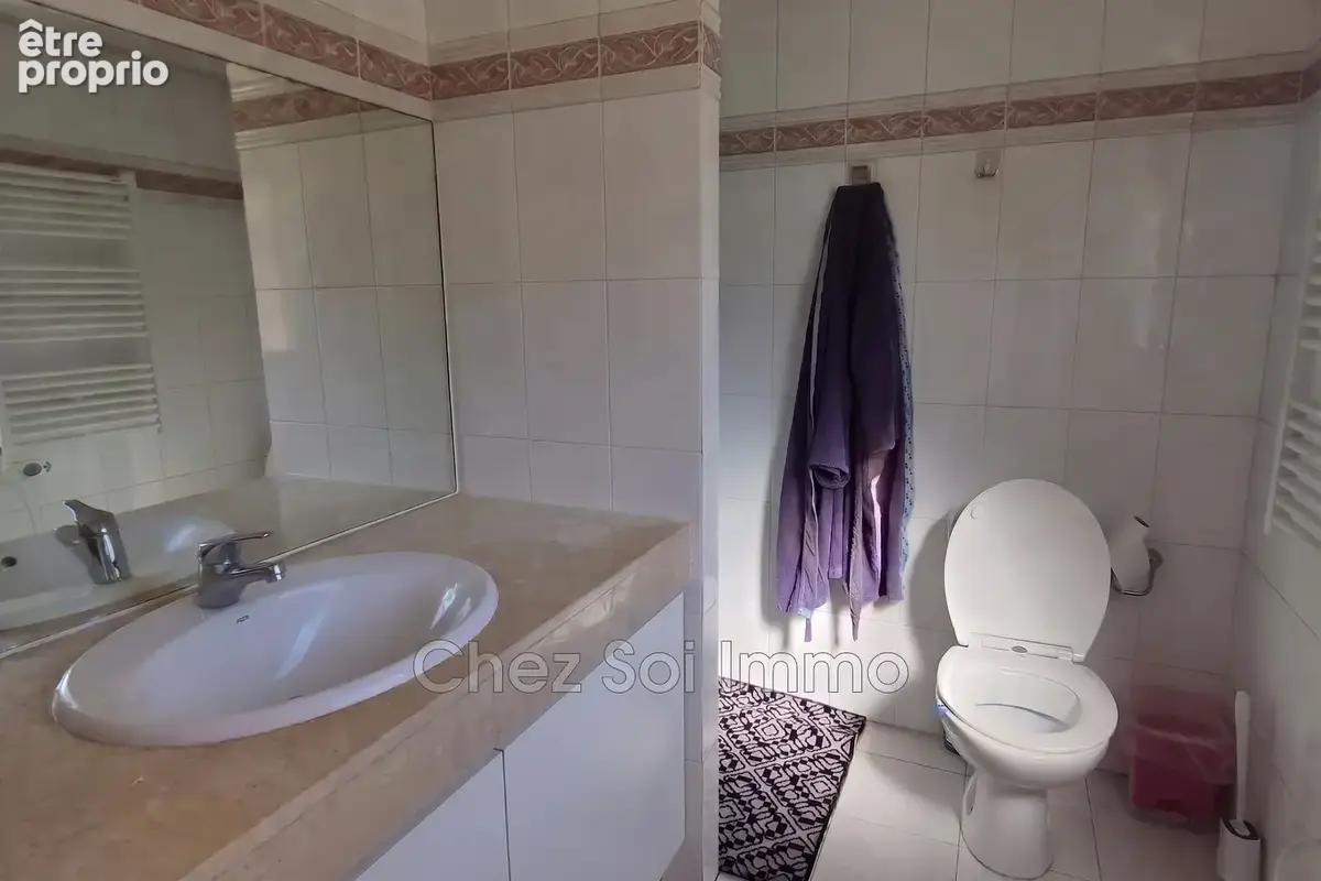 Maison 4 pièces 100 m² à vendre à Saint-Laurent-Du-Var (06700) - photo 8