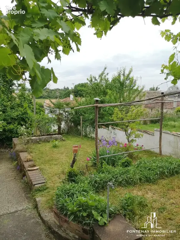 Maison 90 m² à Fontenay-Le-Comte  - photo 9